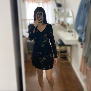 *SOLD* Brand New Aritzia Black Dress